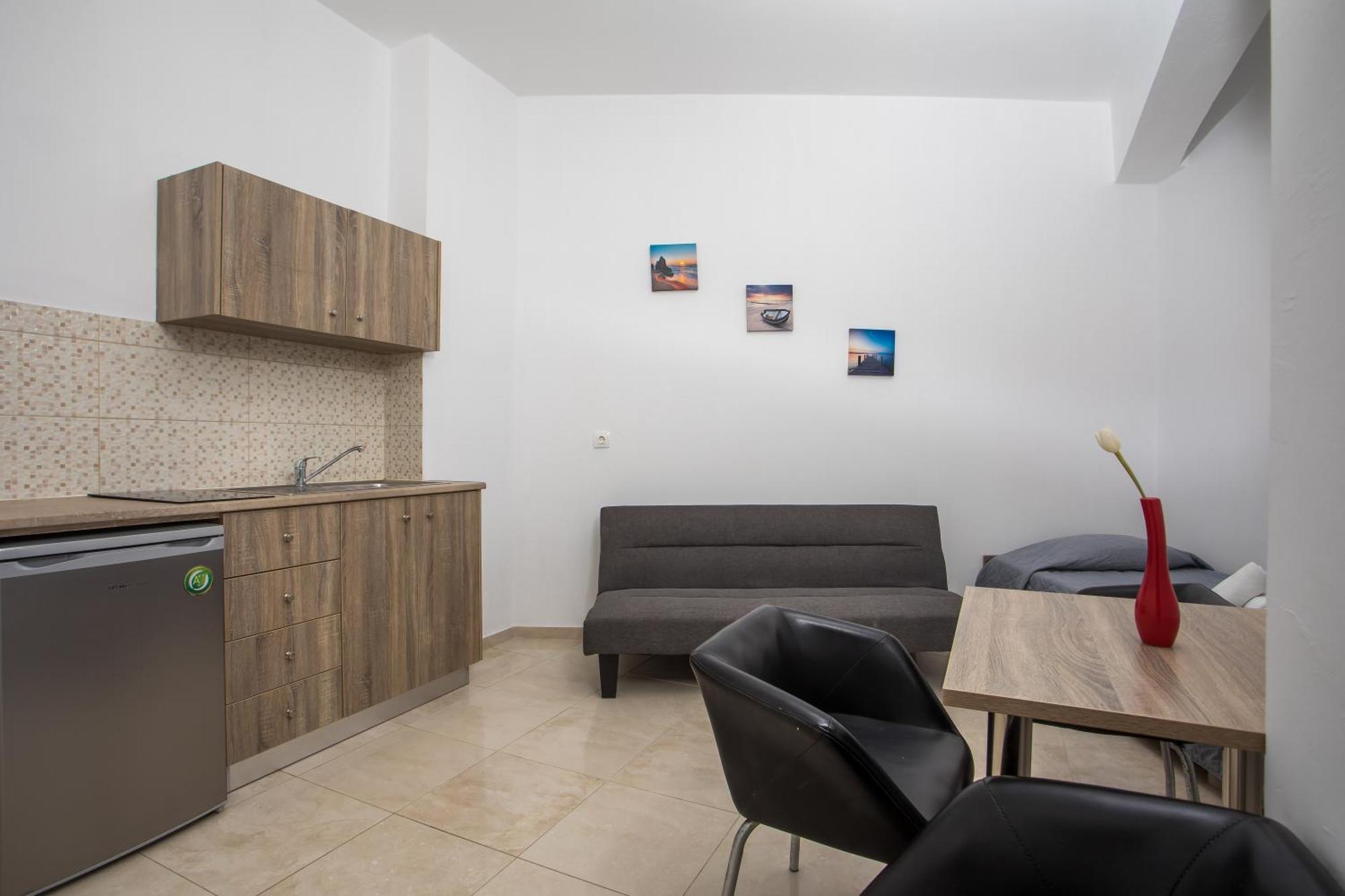 Al Mare Apartments Afantou Ngoại thất bức ảnh